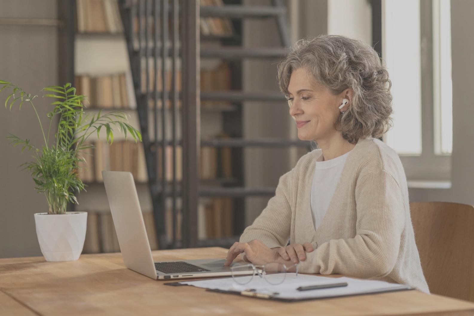 Consultation personnalisée en analyse budgétaire avec des professionnels